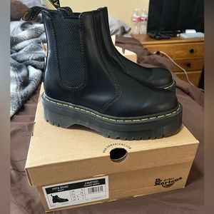 Platform doc marten Chelsea boots